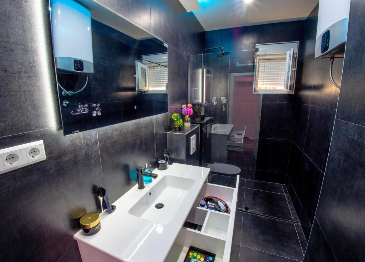 Smart Home Mostar Eksteriør bilde